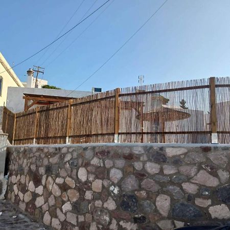 Στην Ωραία Πλάκα Plaka (Milos) Exterior foto