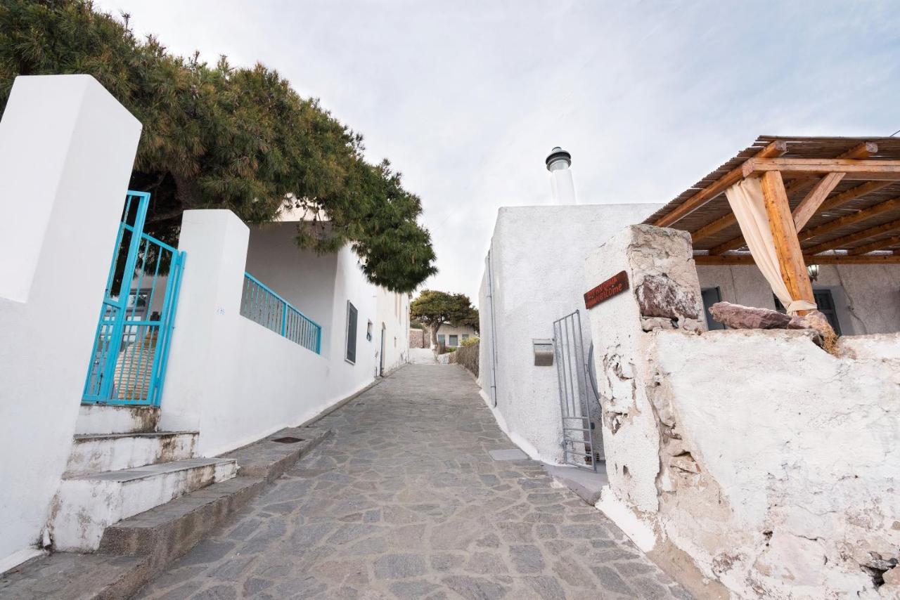 Στην Ωραία Πλάκα Plaka (Milos) Exterior foto